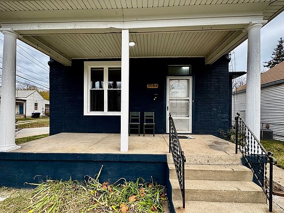 2nd image of 2639 Northwestern Pkwy #1