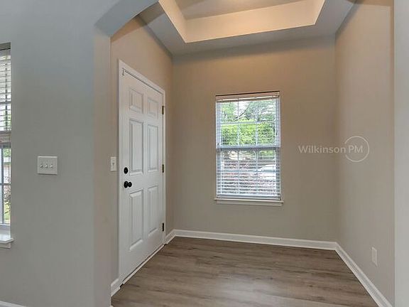4th image of 8500 Summer Glen Cir
