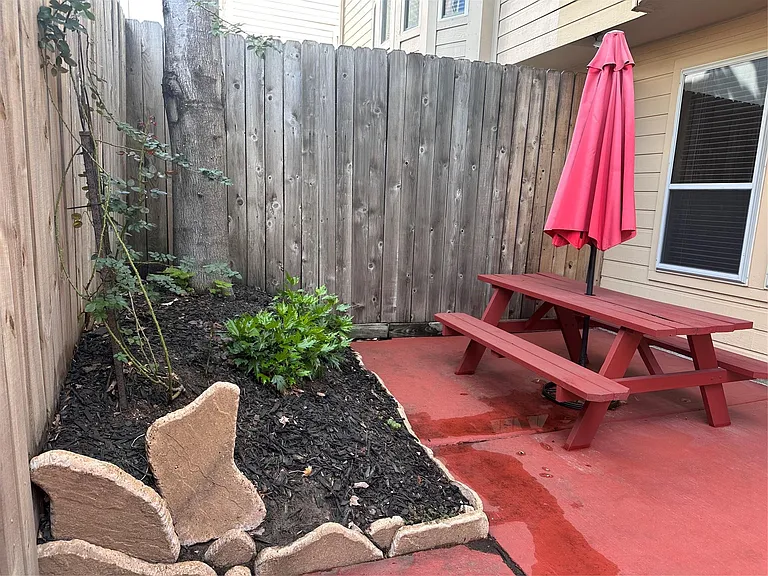 4110 Woodhead St — Photo 3