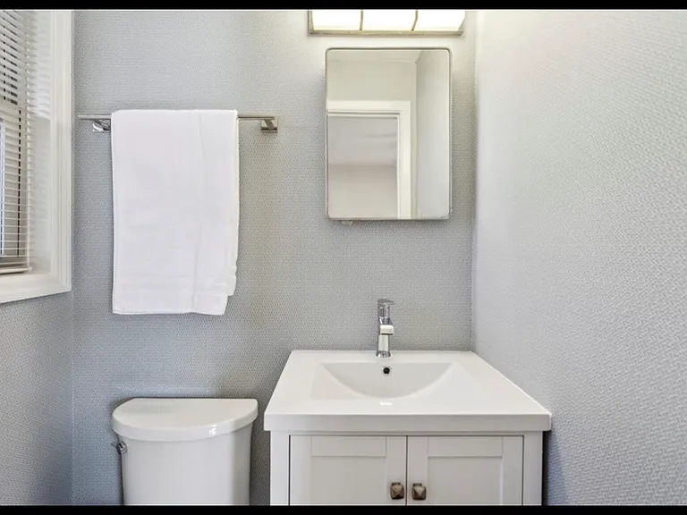 2474 Warwick Cir NE — Photo 16