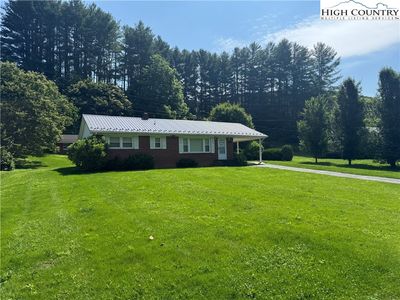 1686 Troutdale Highway, Mouth Of Wilson, VA, 24363