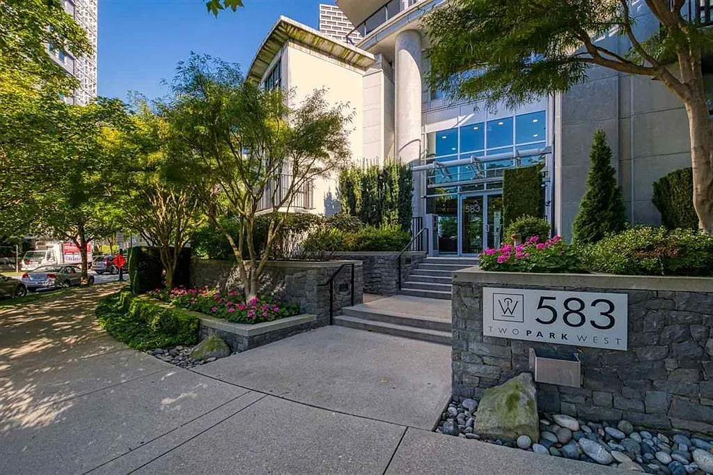 1 bed, 731 sqft, $3,450 — Photo 4