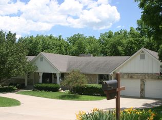 3103 Harahey Rdg, Manhattan, KS 66502