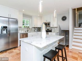 4701 Exeter St, Annandale, VA 22003
