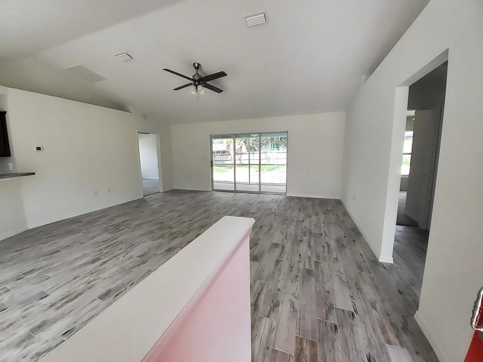 128 Darnell Ave — Photo 2