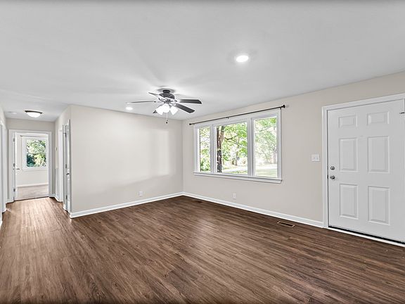 5th image of 18 Dalewood Dr
