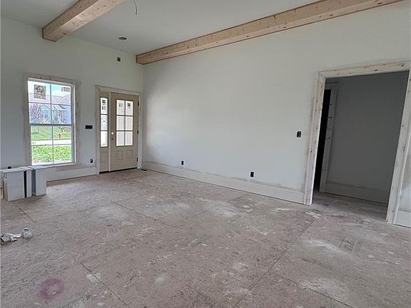 3rd image of 803 Timberline Dr