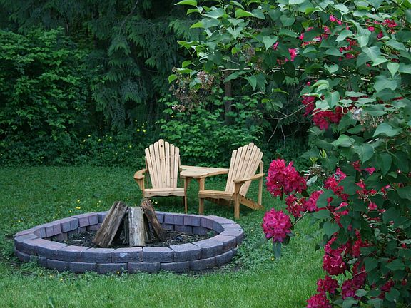 Back yard fire pit