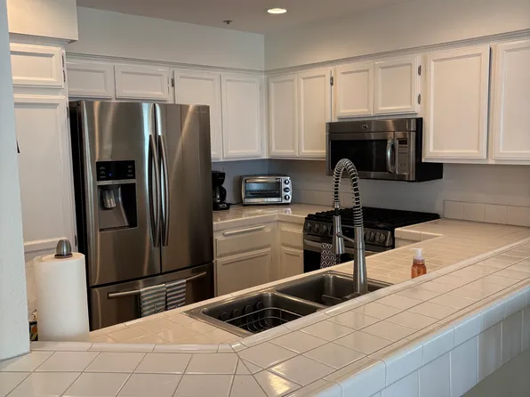 400 N Pacific St N #312, Oceanside, CA 92054