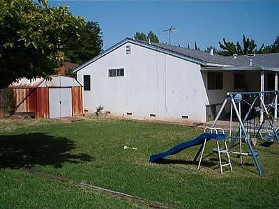 5th image of 95 Lochmoor Cir