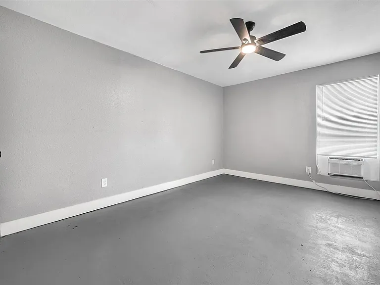 3802 Dabney Apartments — Photo 24