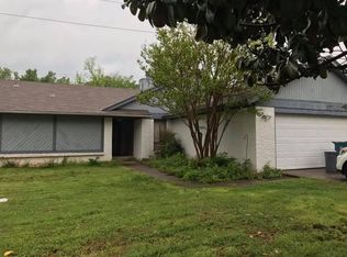 912 Ridgecrest Rd, Edmond, OK 73013