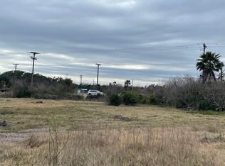 1216 N Pearl St, Rockport, TX 78382