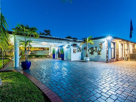 7F7C771F-F02A-44A3-9A4B-29DAE0E2BE28