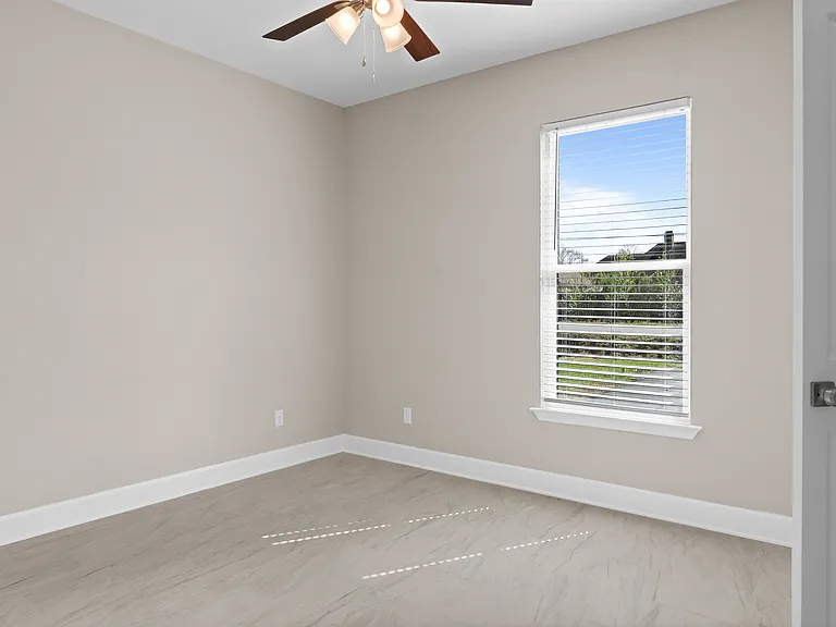 721 Highway 182 #A — Photo 11