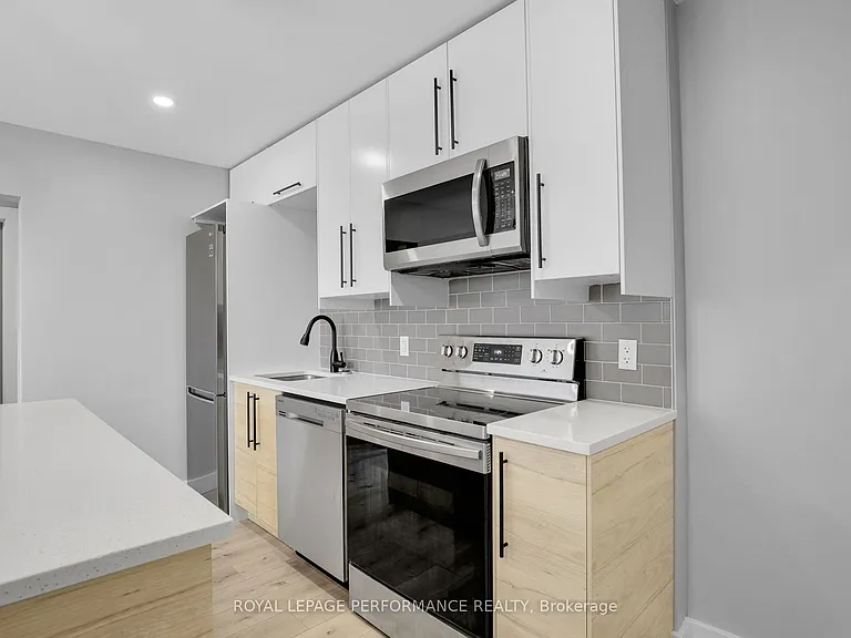695 Morgan St #2 — Photo 7