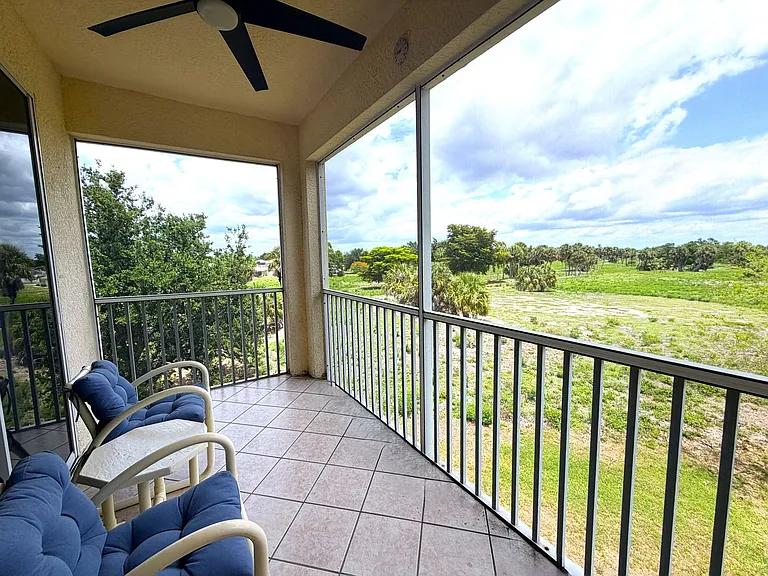 4013 Palm Tree Blvd #301 — Photo 21