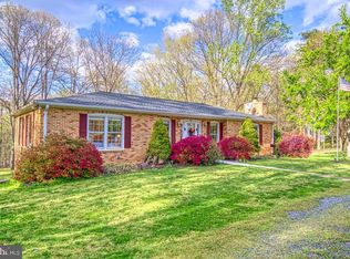 11610 Henderson Rd, Clifton, VA 20124