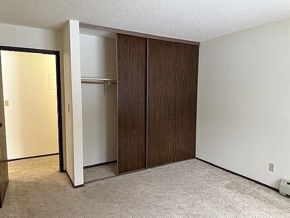 5th image of 8381 Marigold St #5