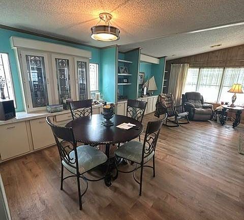 3rd image of 615 Colby St #615