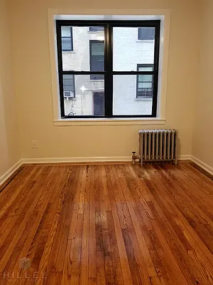 Rented by Hillel Realty Group | media 6