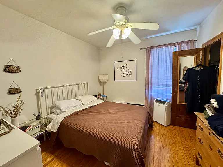 748 W Webster Ave #203 — Photo 10