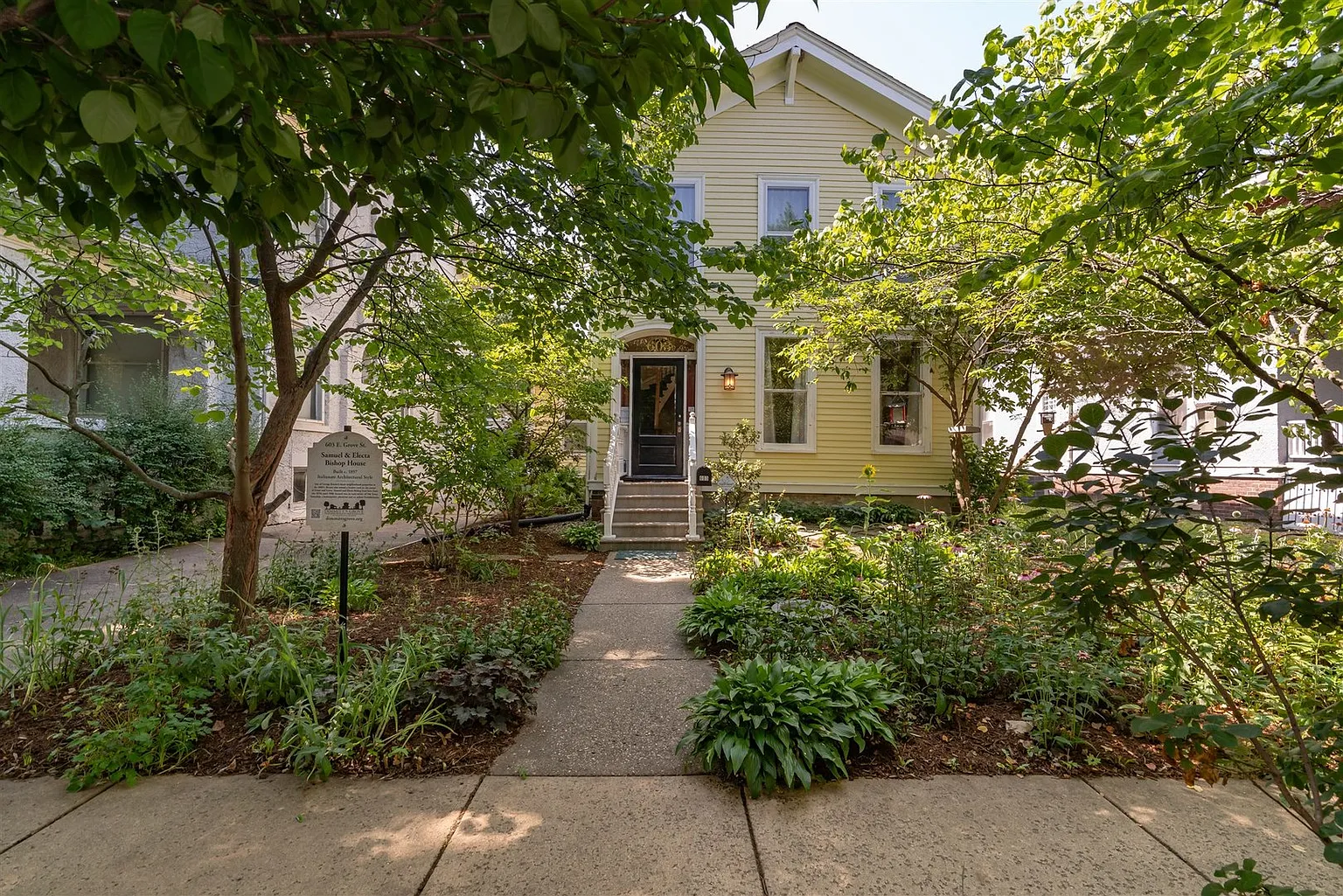 603 E Grove St photo 1