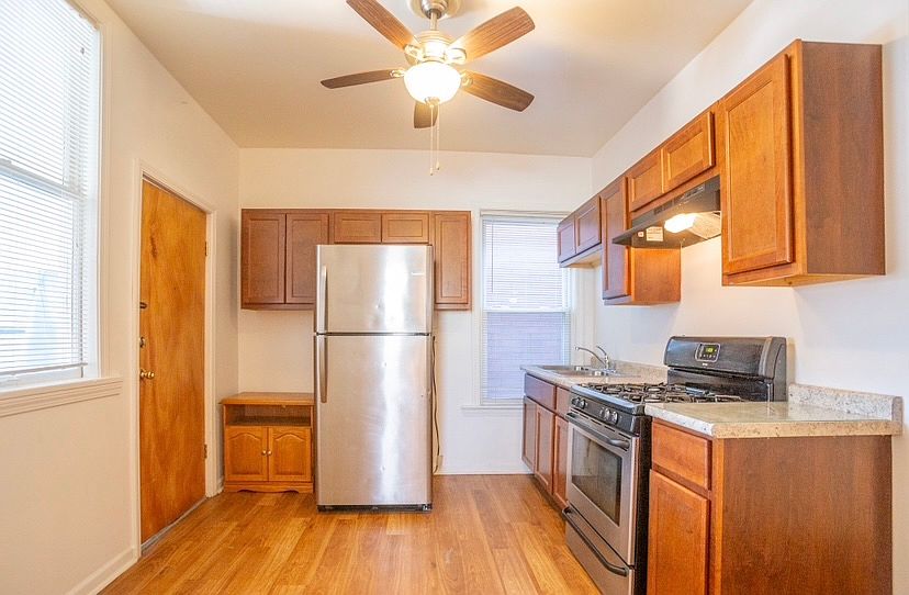 2nd image of 7431 S Ingleside Ave #2