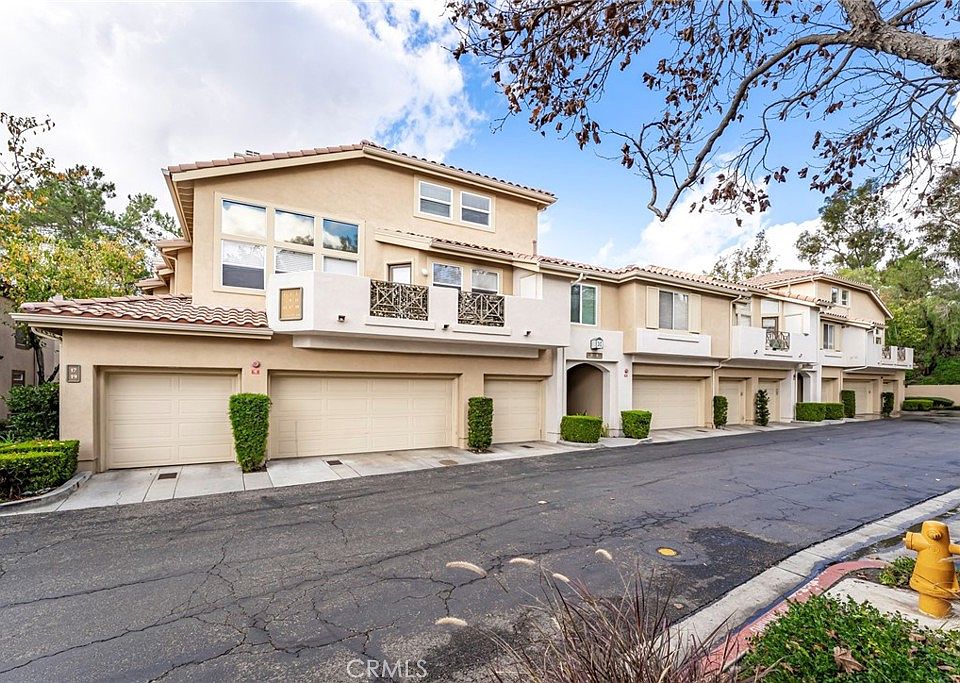 1st image of 3 Camino Del Oro