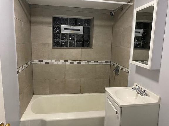 4th image of 2440 N 78th Ct