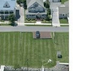 130 Gills Neck Rd, Lewes, DE 19958