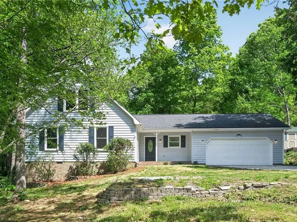 4803 Whisper Oak Dr, Trinity, NC 27370