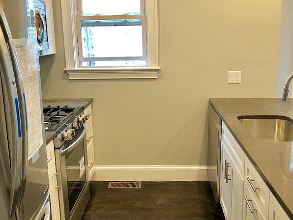 2nd image of 91-93 Grant St #1