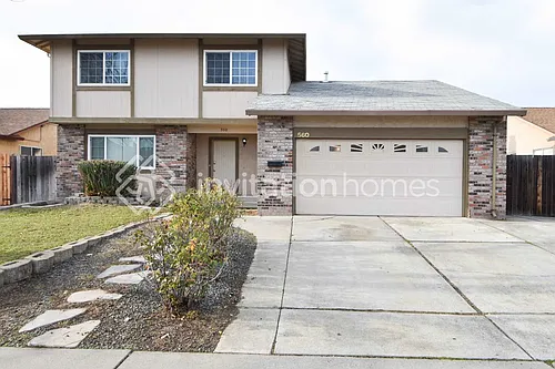 560 E Wigeon Way Photo 1
