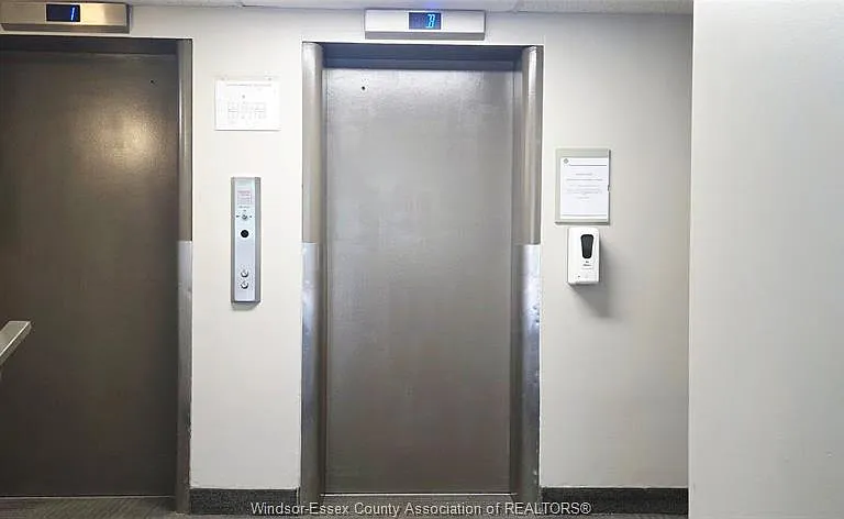 3900 Wyandotte St E #121 — Photo 10