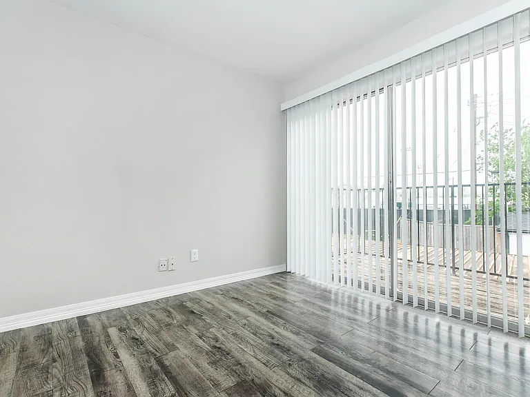 Bayou Park Apartments — Photo 64