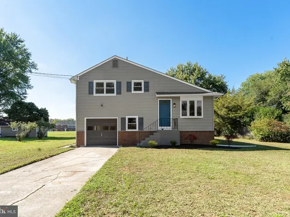18 Manitoba Trl, Shamong, NJ 08088