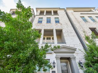 1005 Saint Charles St, Houston, TX 77003