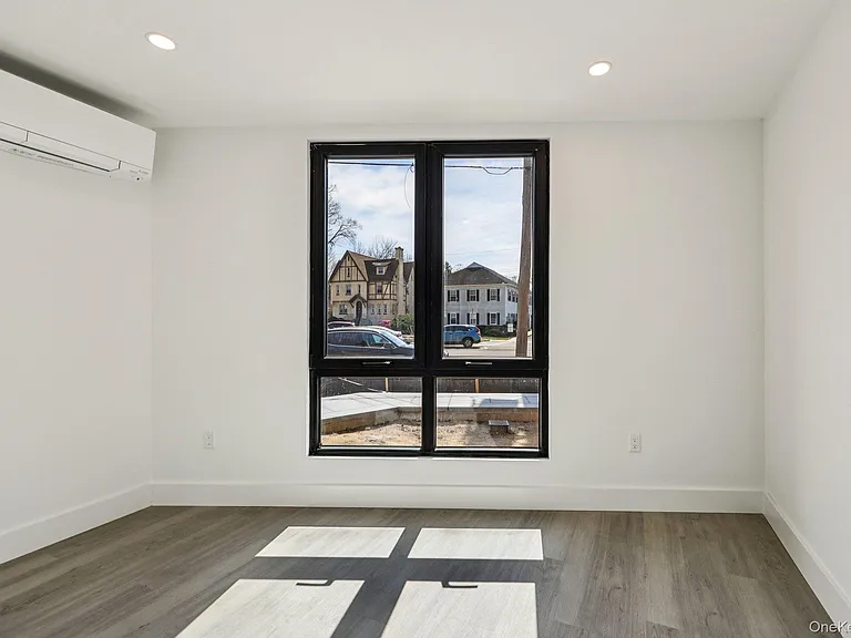 325 Manville #102 — Photo 20