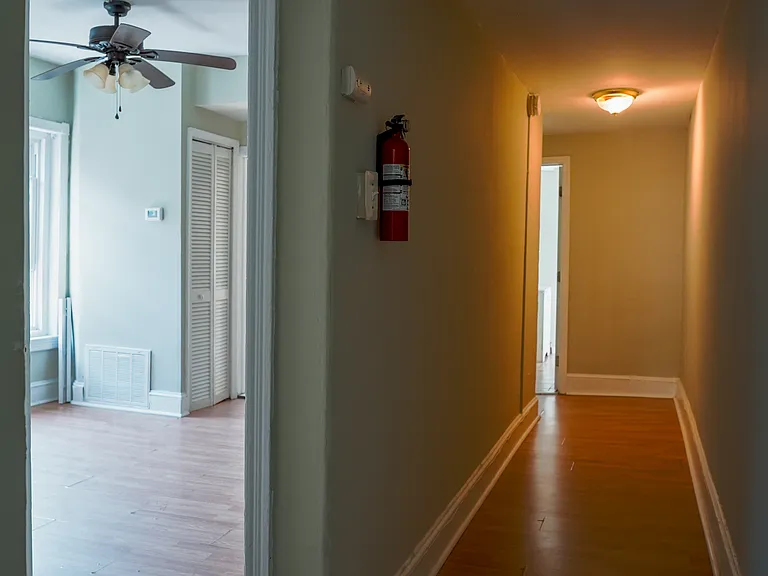 444 W Bringhurst St #3 — Photo 3