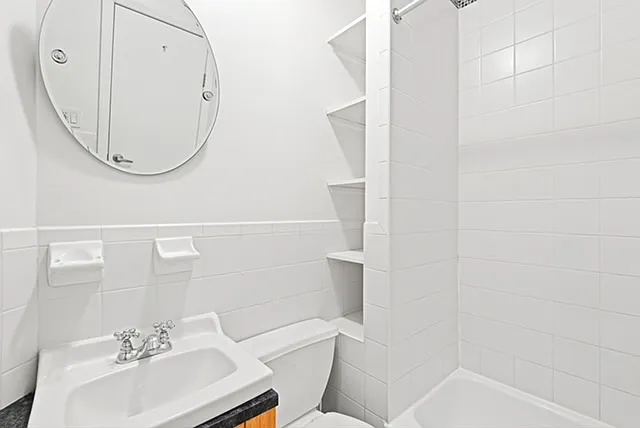 28 Perry St #3E — Photo 7