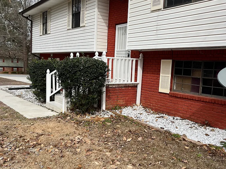 152 Rountree Rd — Photo 3