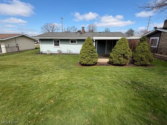 2nd image of 166 Huntington Dr