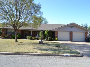 708 W Colorado Ave, Anadarko, OK 73005