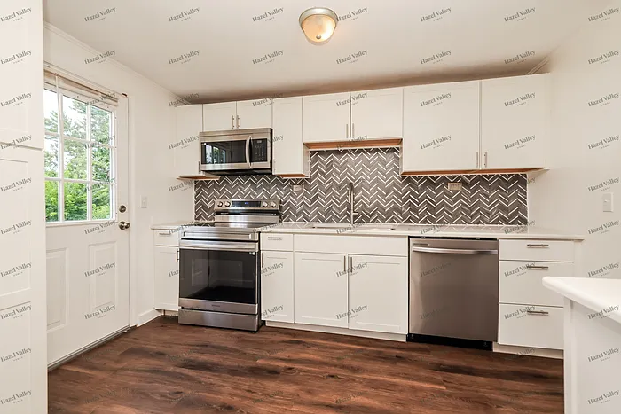 314 Westerly Hills Dr — Photo 8