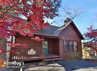 446 Silver Maple Ln, Gatlinburg, TN 37738