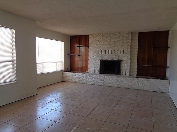 5th image of 7827 Broadway Dr