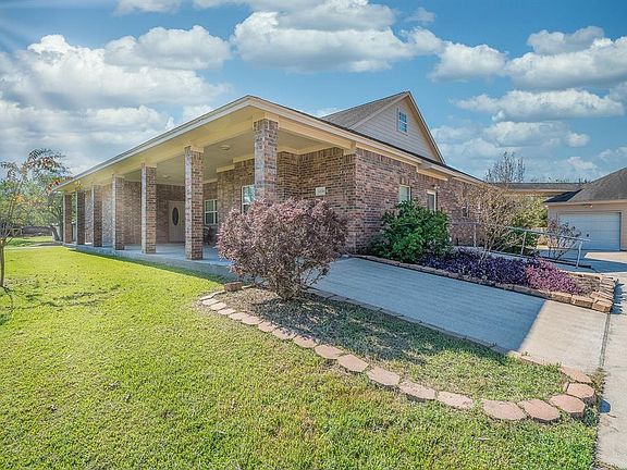 3rd image of 12726 Sunbrook Dr