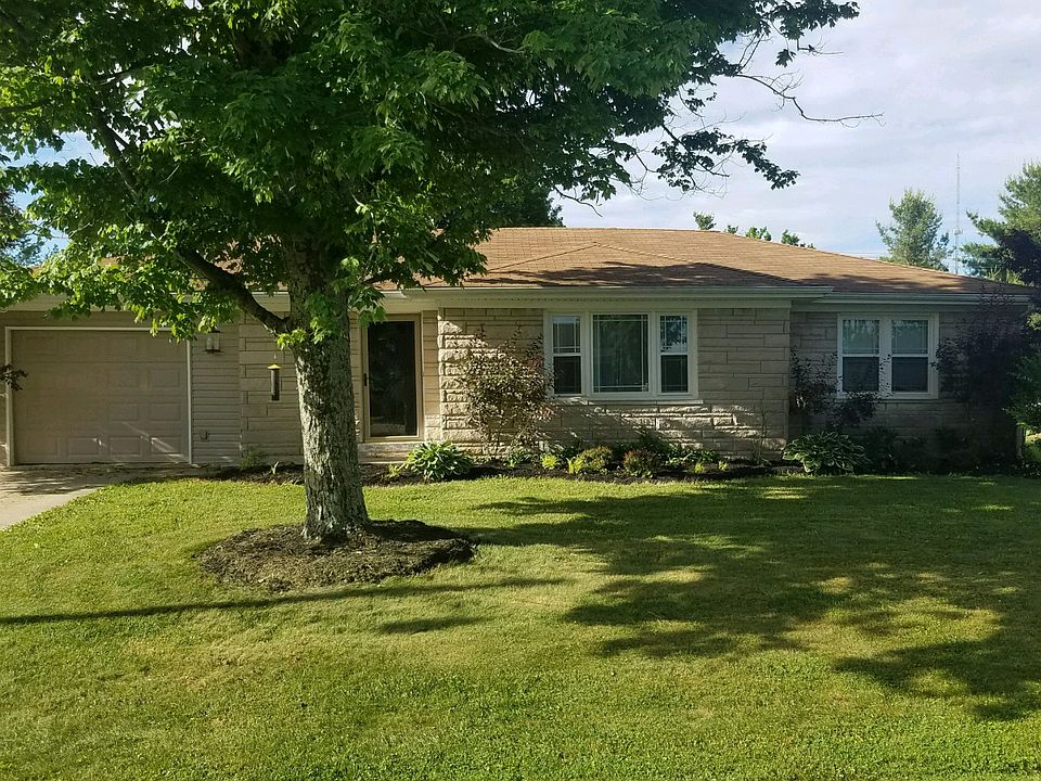 1st image of 117 Clays Ferry Dr