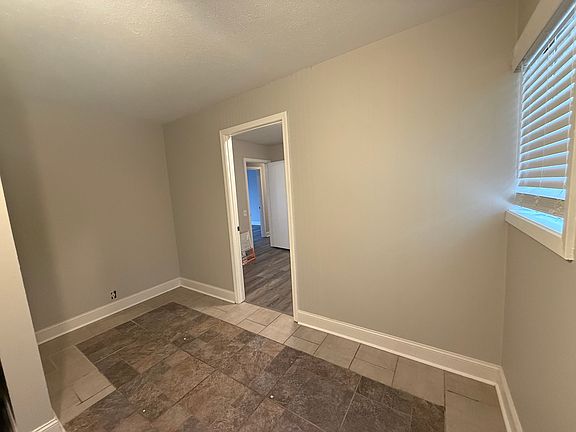 5th image of 1705 Woody Dr